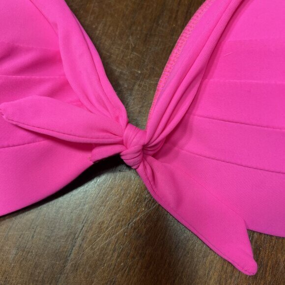 2 XL Bikini tops for the price of 1 - Picture 11 of 13